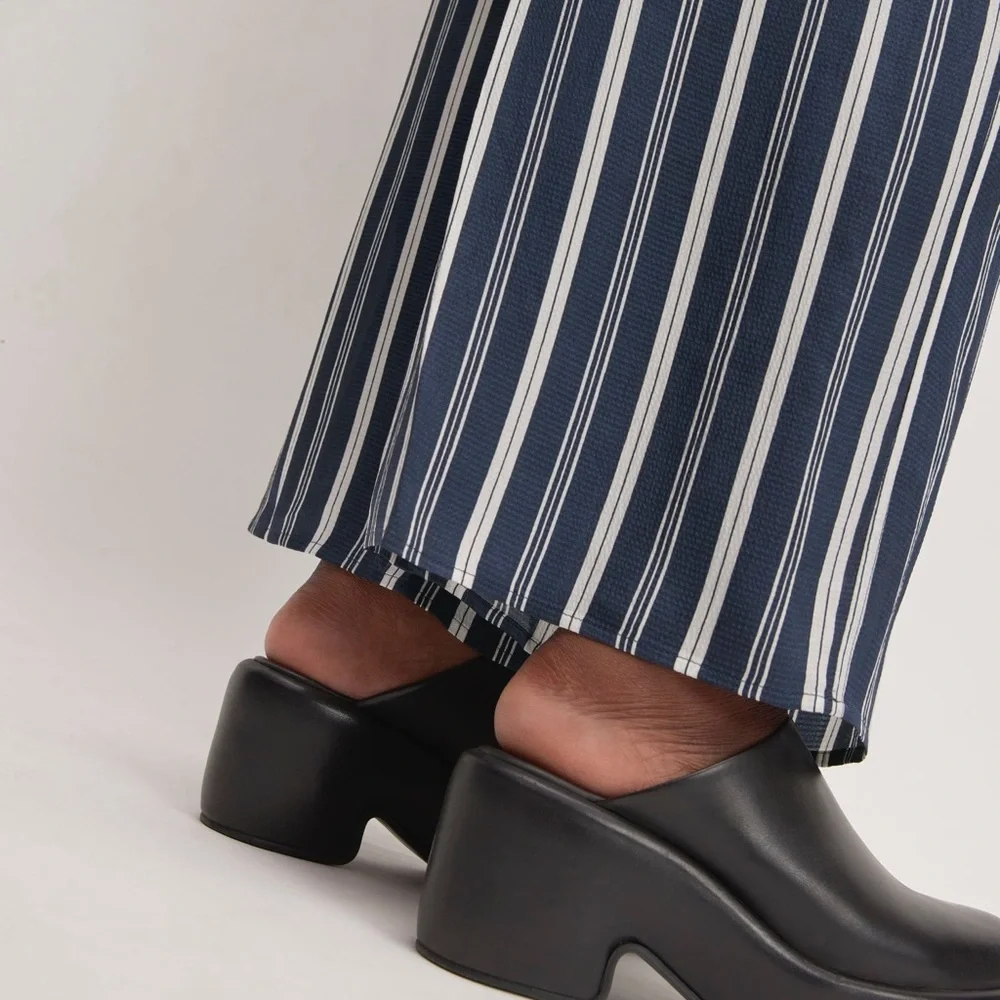 Everlane New‎ Size XS Viscose Satin Wide Leg Pull On Pant Blue White Striped